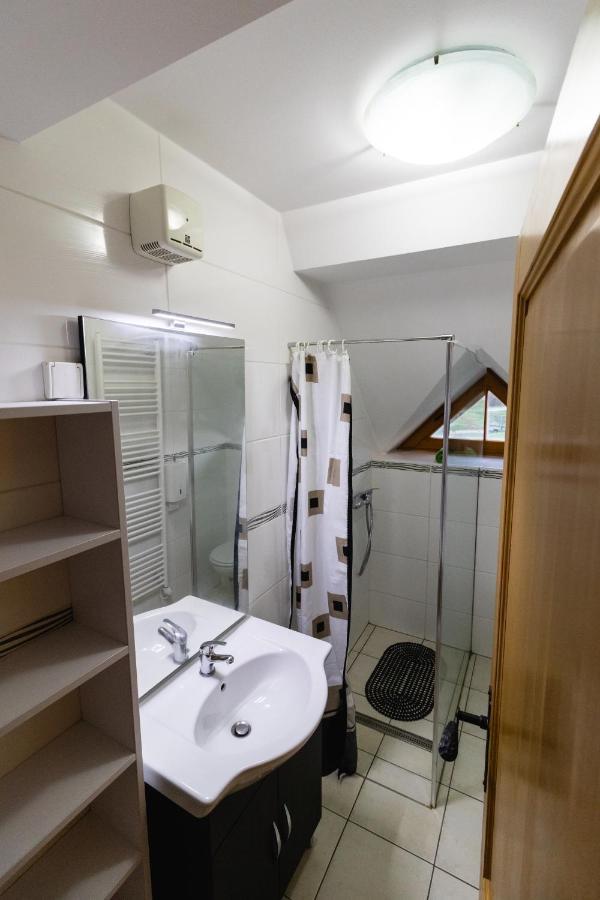 Sunny Apartment مورفسكه تيبليتسه المظهر الخارجي الصورة